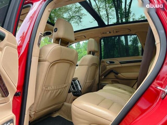 Порше Каен 2015 в Киеве на Automoto.ua Порше Каен, объемом двигателя 4.8 л и пробегом 98 тыс. км за 34990 $, фото 24 на Automoto.ua