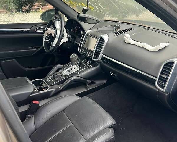Порше Cayenne, об'ємом двигуна 3.6 л та пробігом 53 тис. км за 10700 $, фото 4 на Automoto.ua