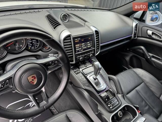 Порше Каен, объемом двигателя 3.6 л и пробегом 114 тыс. км за 27900 $, фото 17 на Automoto.ua