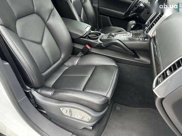 Порше Каен, объемом двигателя 3.6 л и пробегом 62 тыс. км за 29999 $, фото 25 на Automoto.ua