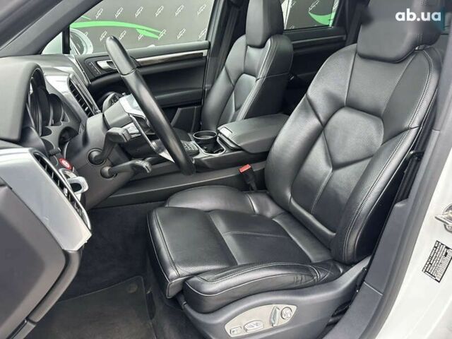 Порше Каен, объемом двигателя 3.6 л и пробегом 62 тыс. км за 29999 $, фото 8 на Automoto.ua