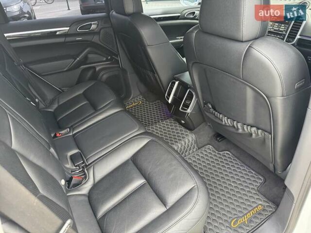 Порше Каен, объемом двигателя 3.6 л и пробегом 114 тыс. км за 27900 $, фото 24 на Automoto.ua