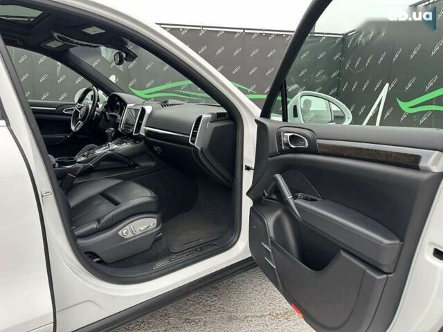 Порше Каен, объемом двигателя 3.6 л и пробегом 62 тыс. км за 29999 $, фото 23 на Automoto.ua