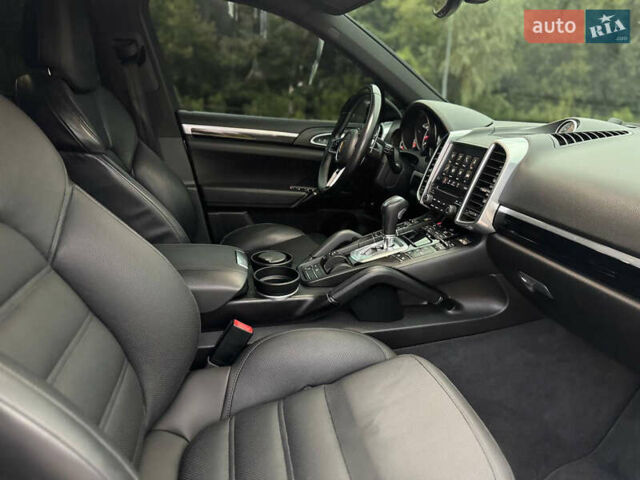 Порше Каен, объемом двигателя 3.6 л и пробегом 135 тыс. км за 32999 $, фото 31 на Automoto.ua