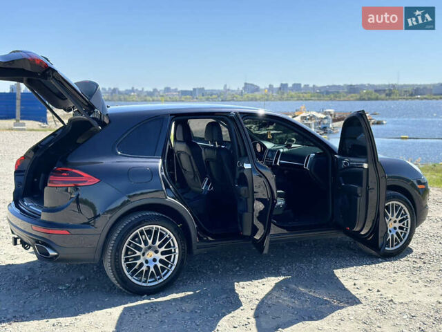 Порше Каен, объемом двигателя 3.6 л и пробегом 103 тыс. км за 35900 $, фото 10 на Automoto.ua