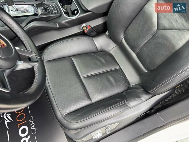 Порше Каен, объемом двигателя 3.6 л и пробегом 114 тыс. км за 27900 $, фото 29 на Automoto.ua