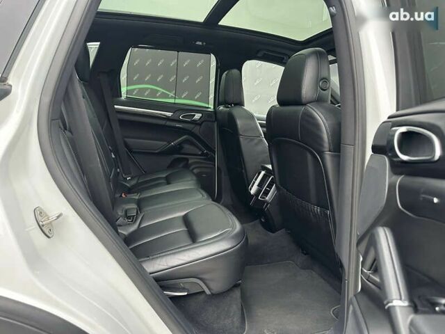 Порше Каен, объемом двигателя 3.6 л и пробегом 62 тыс. км за 29999 $, фото 29 на Automoto.ua