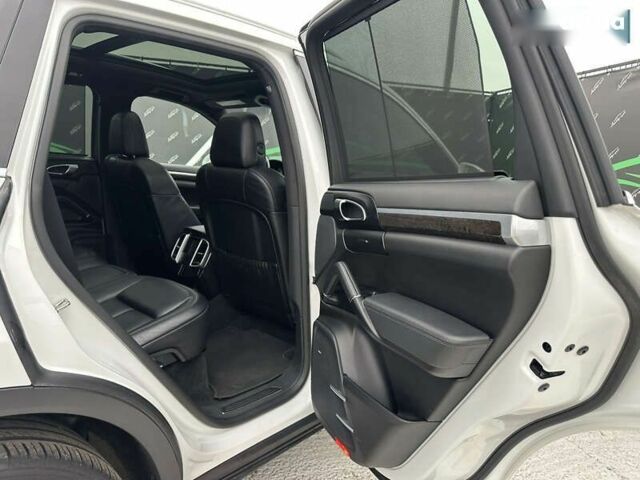 Порше Каен, объемом двигателя 3.6 л и пробегом 62 тыс. км за 29999 $, фото 28 на Automoto.ua