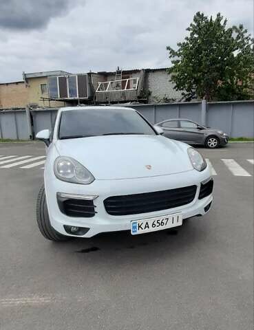 Порше Каен, объемом двигателя 2.97 л и пробегом 104 тыс. км за 38000 $, фото 4 на Automoto.ua