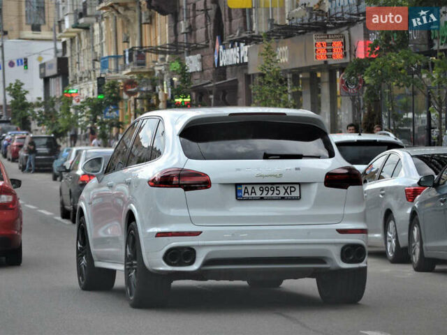 Порше Каен, объемом двигателя 3 л и пробегом 117 тыс. км за 45000 $, фото 8 на Automoto.ua