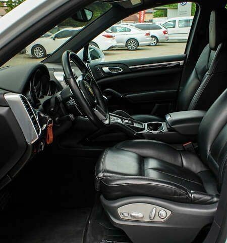 Порше Каен, объемом двигателя 3.6 л и пробегом 124 тыс. км за 28700 $, фото 14 на Automoto.ua