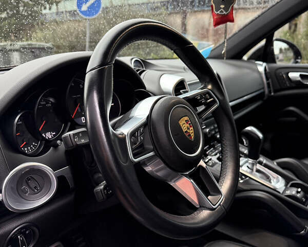 Порше Cayenne, об'ємом двигуна 3.6 л та пробігом 61 тис. км за 29999 $, фото 14 на Automoto.ua