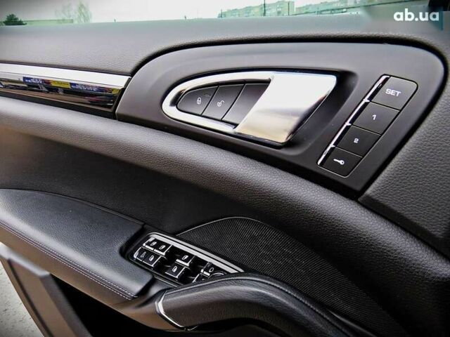Порше Cayenne, об'ємом двигуна 3.6 л та пробігом 111 тис. км за 29900 $, фото 6 на Automoto.ua