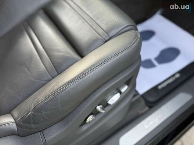 Порше Каен, объемом двигателя 3 л и пробегом 134 тыс. км за 43990 $, фото 25 на Automoto.ua