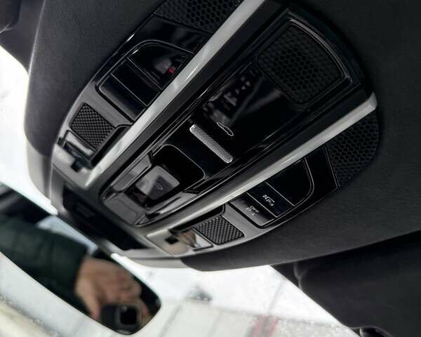 Порше Каен, объемом двигателя 2.89 л и пробегом 72 тыс. км за 64000 $, фото 50 на Automoto.ua