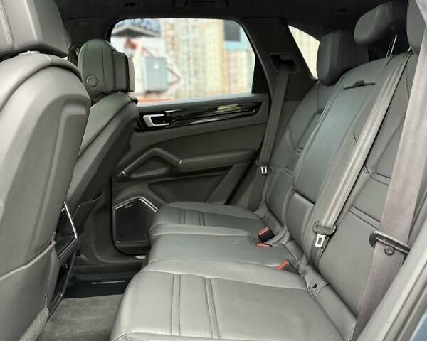 Порше Каен, объемом двигателя 2.89 л и пробегом 72 тыс. км за 64000 $, фото 36 на Automoto.ua