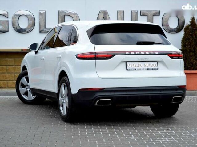 Порше Каен, объемом двигателя 3 л и пробегом 45 тыс. км за 57900 $, фото 12 на Automoto.ua