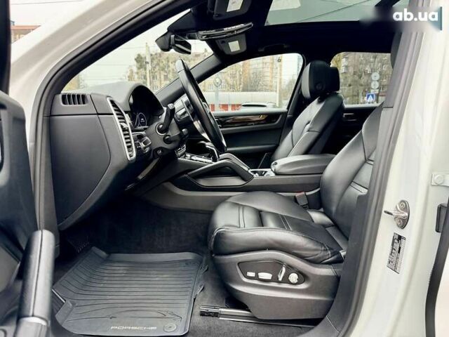 Порше Cayenne, об'ємом двигуна 3 л та пробігом 90 тис. км за 49999 $, фото 11 на Automoto.ua