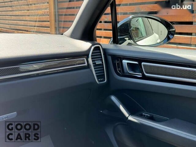 Порше Каен, объемом двигателя 3 л и пробегом 59 тыс. км за 53500 $, фото 21 на Automoto.ua