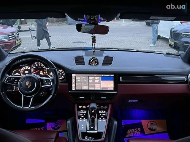 Порше Каен, объемом двигателя 3 л и пробегом 84 тыс. км за 61000 $, фото 11 на Automoto.ua
