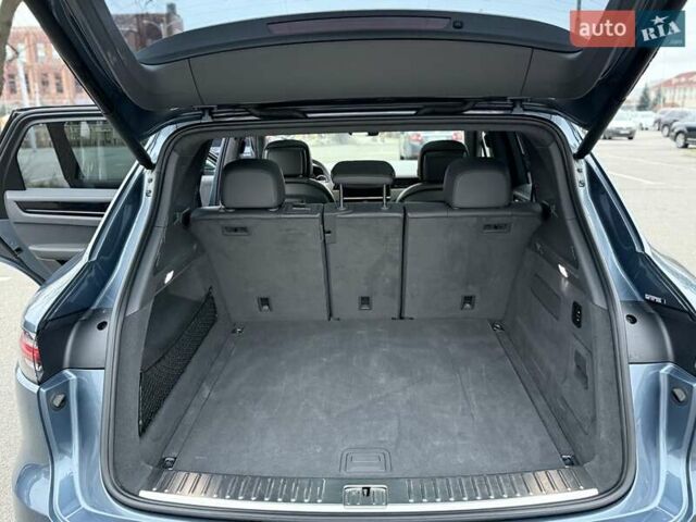 Порше Каен, объемом двигателя 2.89 л и пробегом 72 тыс. км за 64000 $, фото 24 на Automoto.ua