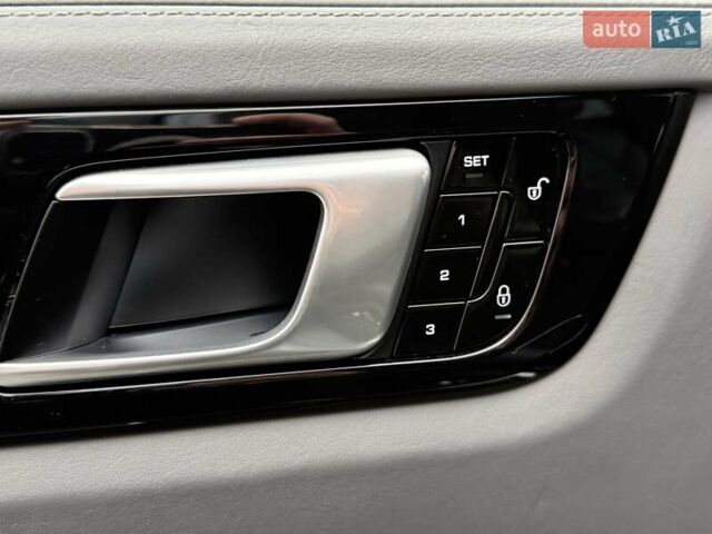 Порше Каен, объемом двигателя 2.89 л и пробегом 72 тыс. км за 64000 $, фото 21 на Automoto.ua