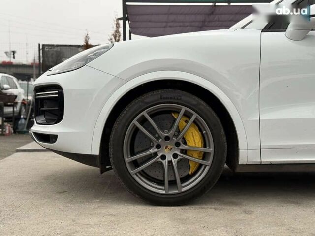 Порше Каен, объемом двигателя 4 л и пробегом 52 тыс. км за 79000 $, фото 10 на Automoto.ua