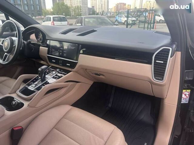 Порше Каен, объемом двигателя 3 л и пробегом 62 тыс. км за 58700 $, фото 24 на Automoto.ua