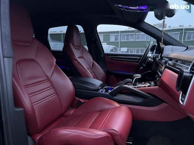 Порше Каен, объемом двигателя 3 л и пробегом 84 тыс. км за 61000 $, фото 21 на Automoto.ua