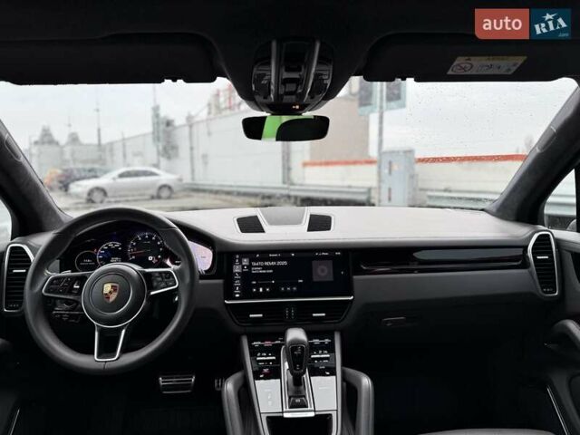 Порше Каен, объемом двигателя 2.89 л и пробегом 72 тыс. км за 64000 $, фото 39 на Automoto.ua