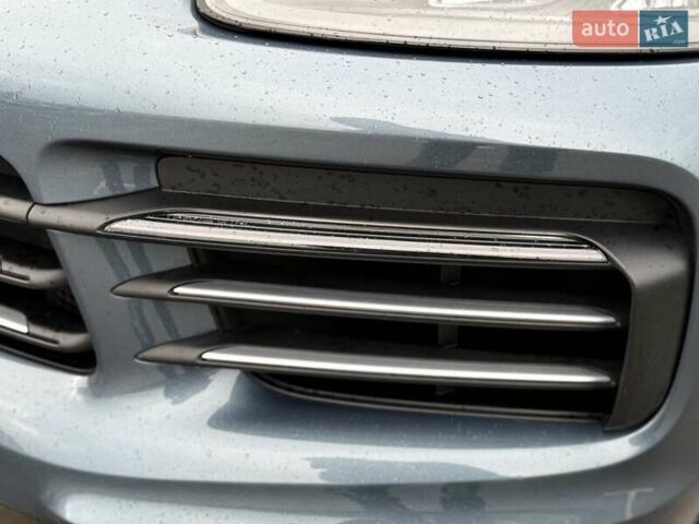 Порше Каен, объемом двигателя 2.89 л и пробегом 72 тыс. км за 64000 $, фото 10 на Automoto.ua