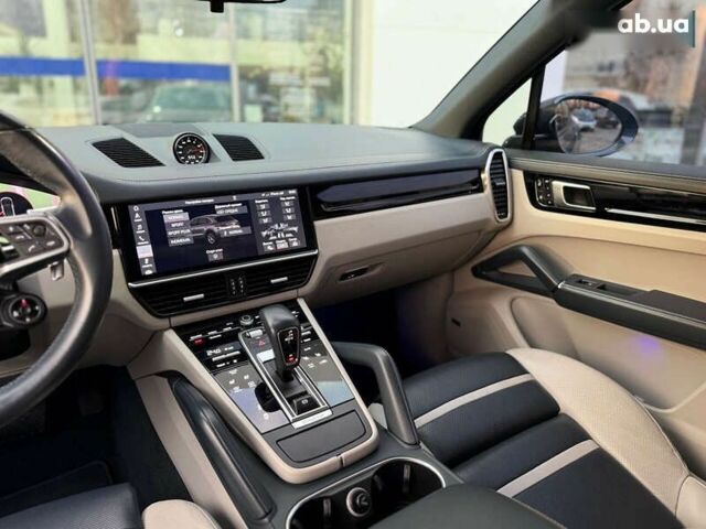 Порше Cayenne, об'ємом двигуна 3 л та пробігом 168 тис. км за 47236 $, фото 29 на Automoto.ua