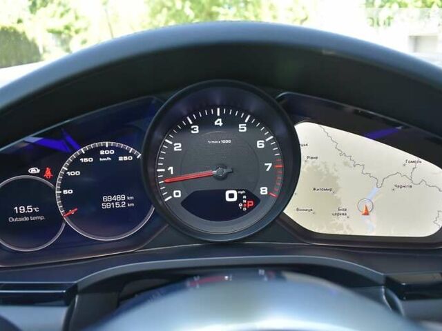 Порше Каен, объемом двигателя 3 л и пробегом 69 тыс. км за 65000 $, фото 9 на Automoto.ua