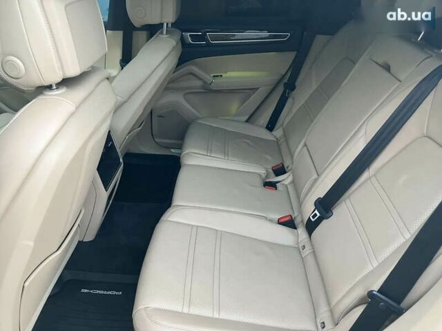 Порше Cayenne, об'ємом двигуна 0 л та пробігом 55 тис. км за 62490 $, фото 10 на Automoto.ua