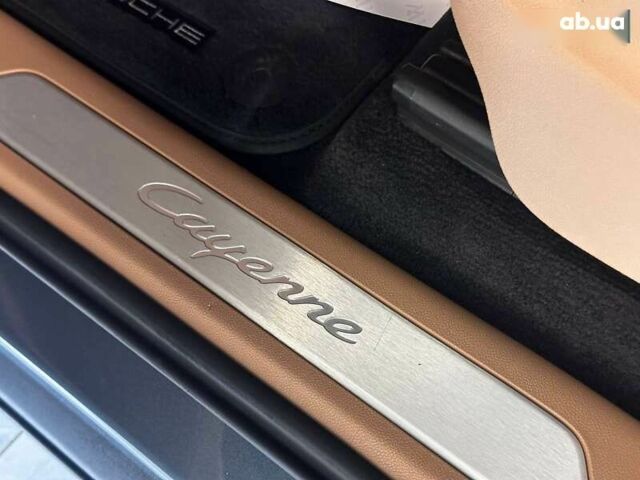 Порше Каен, объемом двигателя 3 л и пробегом 81 тыс. км за 54900 $, фото 18 на Automoto.ua