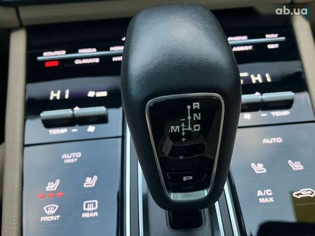 Порше Cayenne, об'ємом двигуна 0 л та пробігом 55 тис. км за 62490 $, фото 20 на Automoto.ua