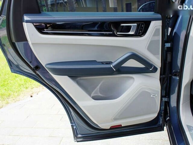 Порше Каен, объемом двигателя 3 л и пробегом 168 тыс. км за 53000 $, фото 26 на Automoto.ua