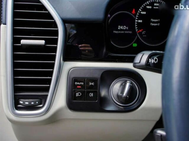 Порше Каен, объемом двигателя 3 л и пробегом 168 тыс. км за 52999 $, фото 21 на Automoto.ua