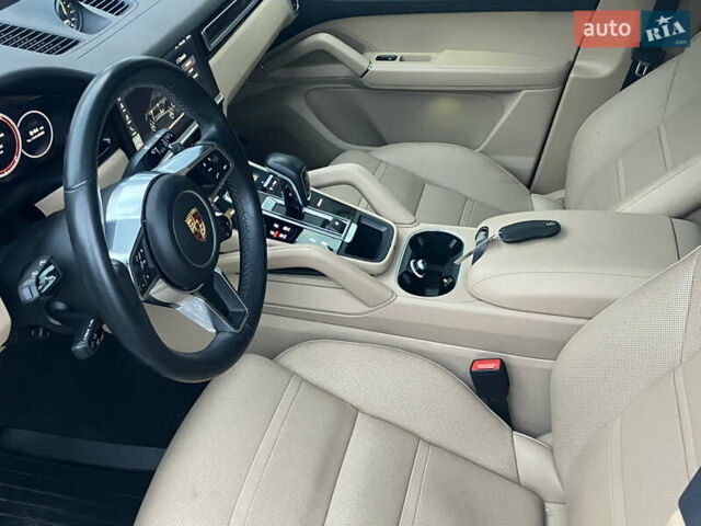 Порше Cayenne, об'ємом двигуна 3 л та пробігом 55 тис. км за 62490 $, фото 9 на Automoto.ua