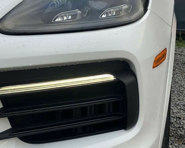 Порше Cayenne, об'ємом двигуна 0 л та пробігом 55 тис. км за 62490 $, фото 7 на Automoto.ua
