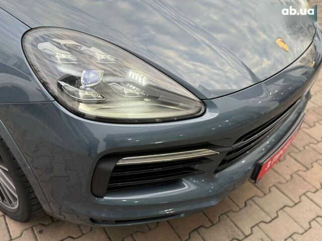 Порше Cayenne, об'ємом двигуна 3 л та пробігом 168 тис. км за 54000 $, фото 2 на Automoto.ua