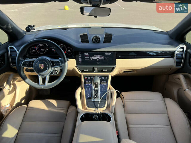 Порше Каен, объемом двигателя 3 л и пробегом 75 тыс. км за 60000 $, фото 15 на Automoto.ua