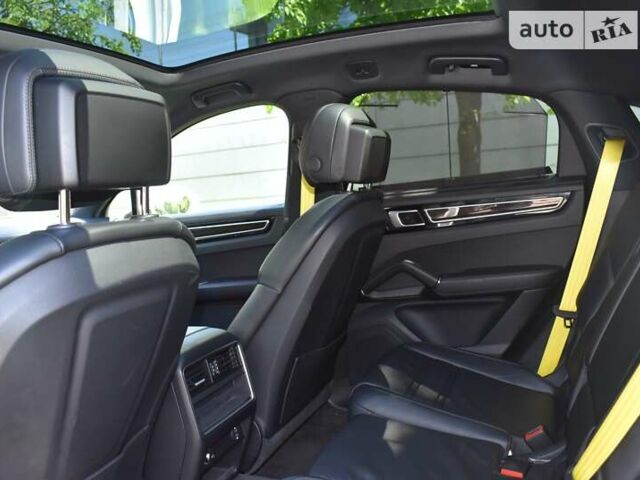Порше Каен, объемом двигателя 3 л и пробегом 69 тыс. км за 65000 $, фото 17 на Automoto.ua