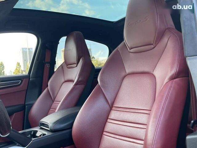 Порше Каен, объемом двигателя 0 л и пробегом 76 тыс. км за 154900 $, фото 25 на Automoto.ua