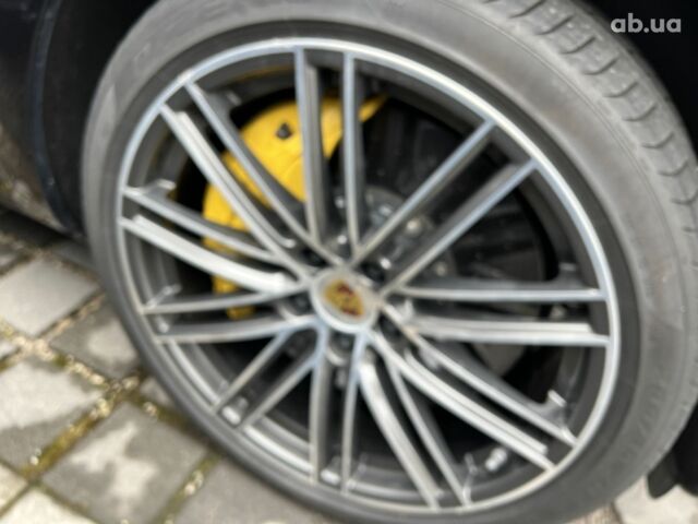 Порше Каен, объемом двигателя 4 л и пробегом 37 тыс. км за 133133 $, фото 31 на Automoto.ua