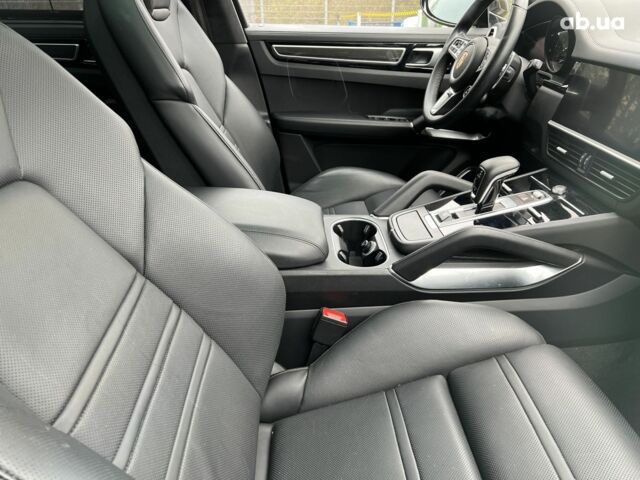 Порше Каен, объемом двигателя 4 л и пробегом 37 тыс. км за 133133 $, фото 12 на Automoto.ua