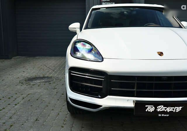 Порше Каен, объемом двигателя 4 л и пробегом 70 тыс. км за 87999 $, фото 5 на Automoto.ua