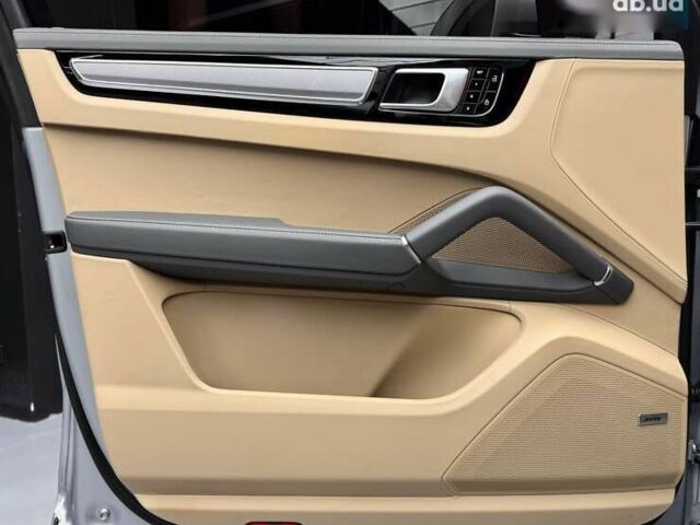 Порше Каен, объемом двигателя 4 л и пробегом 57 тыс. км за 95900 $, фото 23 на Automoto.ua