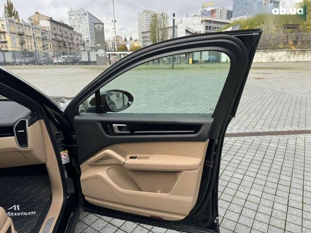 Порше Каен, объемом двигателя 3 л и пробегом 35 тыс. км за 79999 $, фото 25 на Automoto.ua