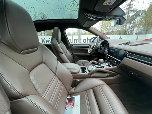 Порше Каен, объемом двигателя 3 л и пробегом 34 тыс. км за 105854 $, фото 35 на Automoto.ua